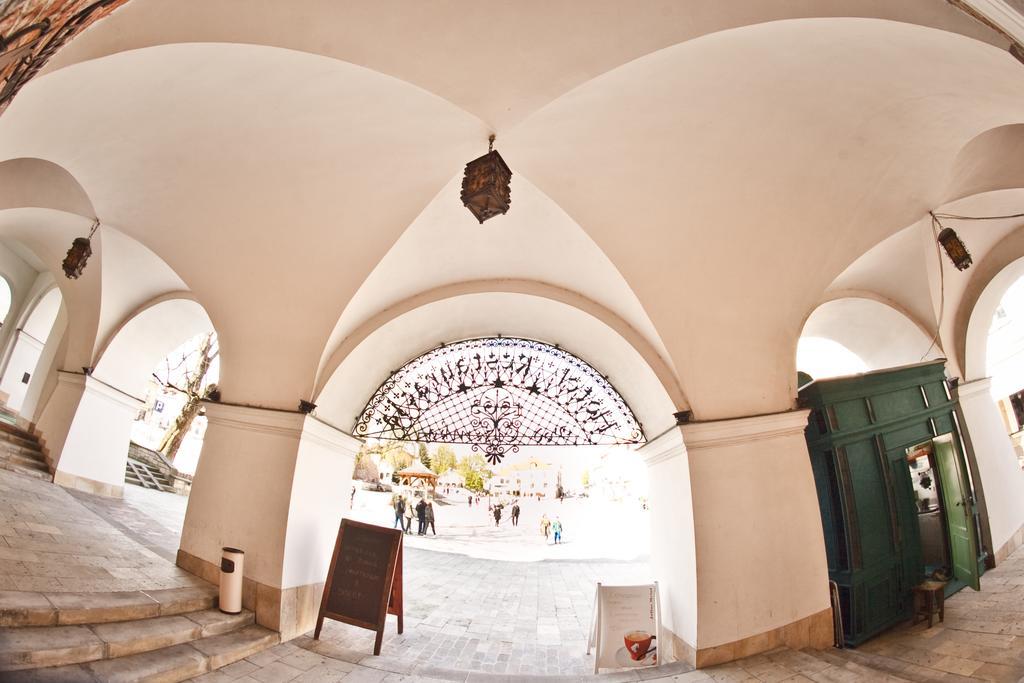 סאנדומירז Hotel Pod Cizemka מראה חיצוני תמונה